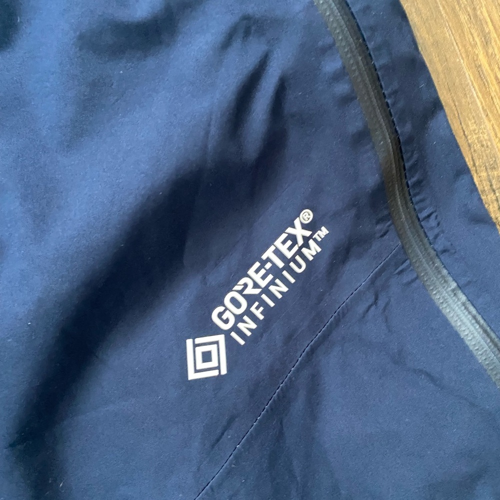 Maloja Women's Rain Pants in Navy Blue - Picture 3 of 4